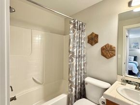 2138 N 113th Street B, Seattle WA 98133