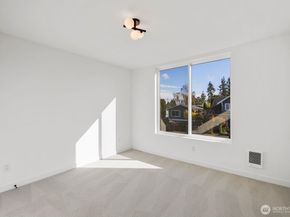 518 N 102nd Street, Seattle WA 98133