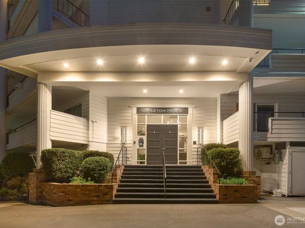 2565 Dexter Avenue N 303, Seattle WA 98109