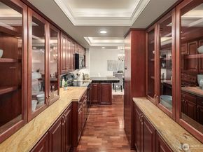 2565 Dexter Avenue N 303, Seattle WA 98109
