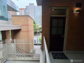 10610 NE 9th Place 400, Bellevue WA 98004