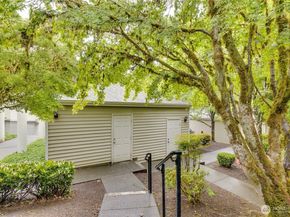 2300 Jefferson Avenue NE G128, Renton WA 98056