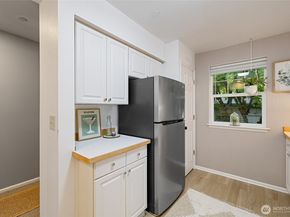 2300 Jefferson Avenue NE G128, Renton WA 98056