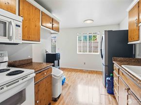 25327 118th Avenue SE, Kent WA 98030