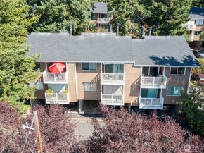8632 164th Avenue NE A 103, Redmond WA 98052