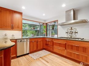3903 142nd Place NE, Bellevue WA 98007