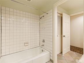3315 129th Avenue NE, Bellevue WA 98005
