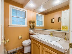 3315 129th Avenue NE, Bellevue WA 98005