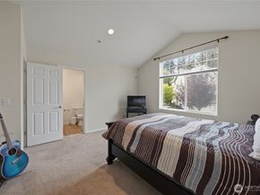 13000 Admiralty Way J101, Everett WA 98204