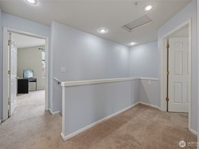 13000 Admiralty Way J101, Everett WA 98204