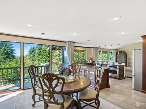 4825 88th Avenue SE, Mercer Island WA 98040