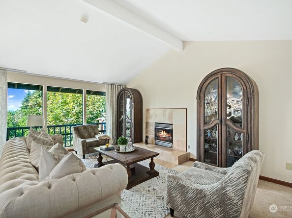 4825 88th Avenue SE, Mercer Island WA 98040