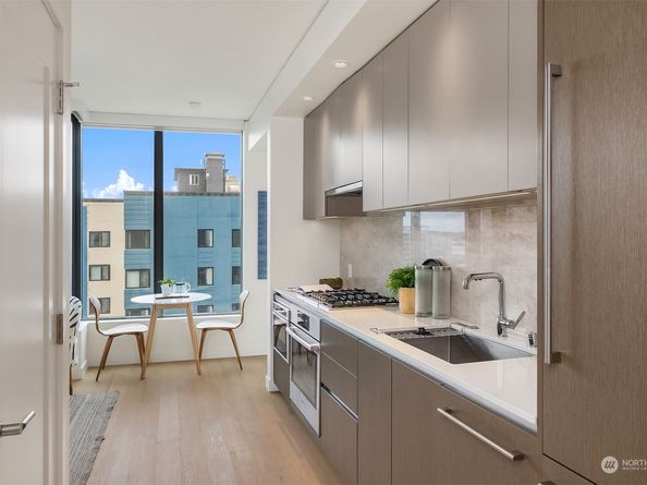 2510 6th Avenue 1606, Seattle WA 98121