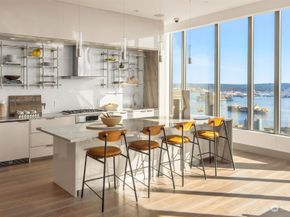 2510 6th Avenue 1606, Seattle WA 98121