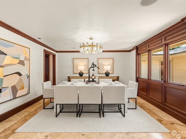 8711 Talbot Road, Edmonds WA 98026