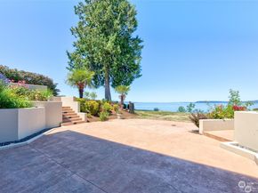 8711 Talbot Road, Edmonds WA 98026