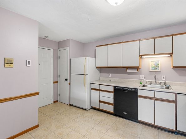 6 Apricot St 10, Worcester MA 01603
