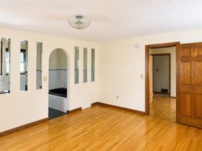 62 School St, Stoughton MA 02072