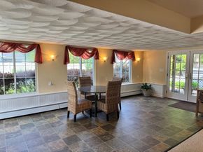 3 Berkshire Rd, Peabody MA 01960