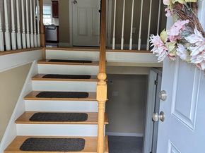3 Berkshire Rd, Peabody MA 01960