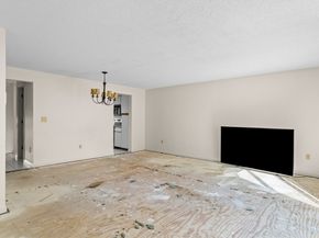 37 Constitution 115, Danvers MA 01923