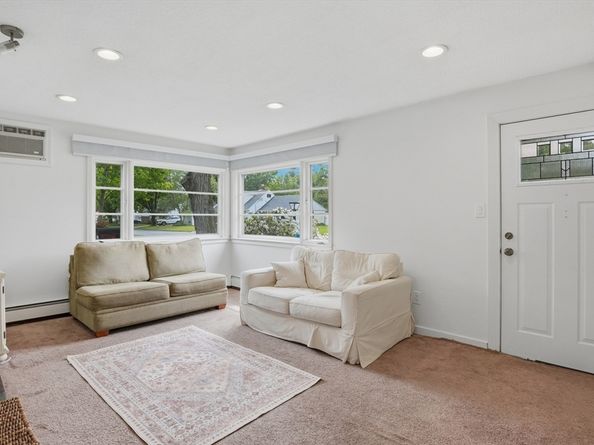 30 Bellridge Drive, Shrewsbury MA 01545