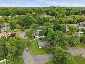 30 Bellridge Drive, Shrewsbury MA 01545
