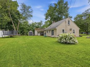 30 Bellridge Drive, Shrewsbury MA 01545