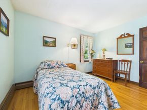 5 Barlow Ln, Mattapoisett MA 02739