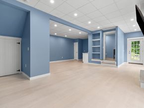 6 Kent Road, Gloucester MA 01930