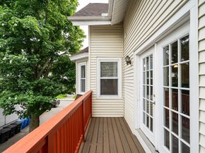 86 Brown St 4, Waltham MA 02453