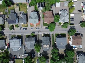 86 Brown St 4, Waltham MA 02453