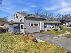 11 Paul St, Auburn MA 01501