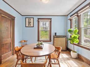 11 Wakefield St, Worcester MA 01605
