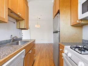 21 Bradlee Rd 54, Medford MA 02155
