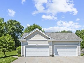 4 Apple Seed Drive 4, Shrewsbury MA 01545