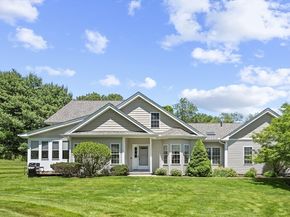 4 Apple Seed Drive 4, Shrewsbury MA 01545