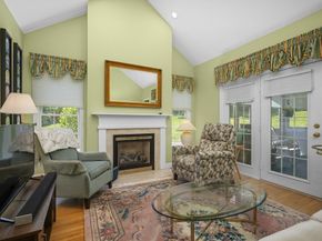 4 Apple Seed Drive 4, Shrewsbury MA 01545
