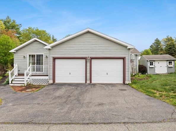 5604 Oak Point Drive, Middleboro MA 02346