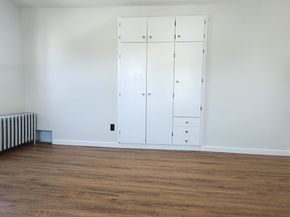 52 Harrison St, Worcester MA 01604