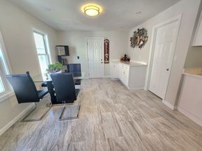 52 Harrison St, Worcester MA 01604
