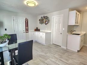 52 Harrison St, Worcester MA 01604