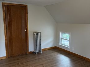 52 Harrison St, Worcester MA 01604