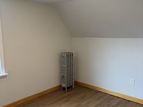 52 Harrison St, Worcester MA 01604