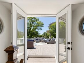 20 Woodholm Rd, Manchester MA 01944