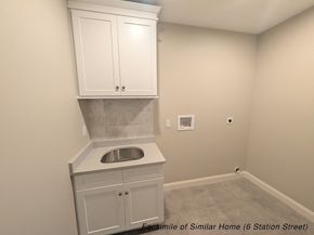 4 Station St, Kingston MA 02364
