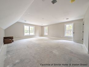 4 Station St, Kingston MA 02364