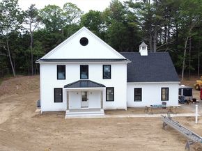 4 Station St, Kingston MA 02364