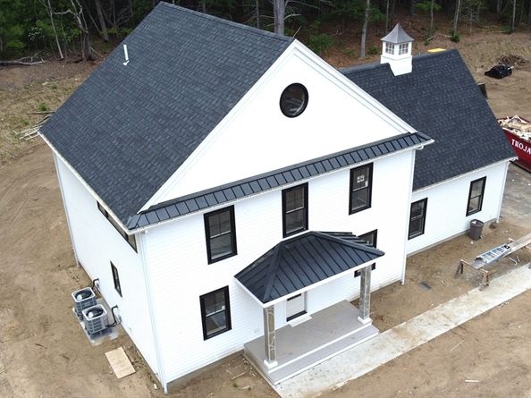 4 Station St, Kingston MA 02364