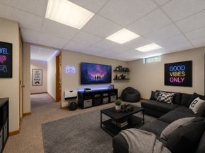 29 Northwoods Cir 29, Woburn MA 01801
